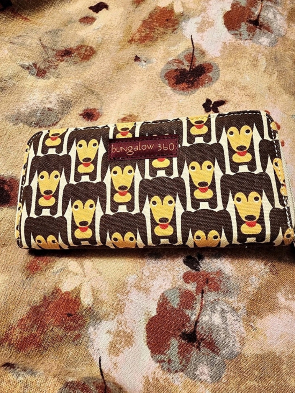 bungalow 360 "Happy Dog" Print Wallet Like New